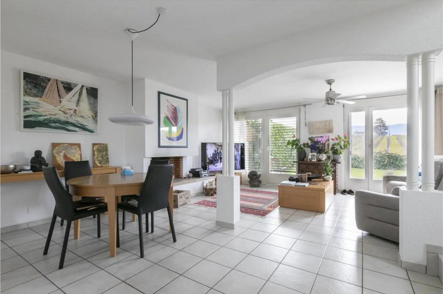 Esclusivo: Casa bifamiliare con 7,5 stanze in un'area residenziale con vista libera. - Foto 3 di 11