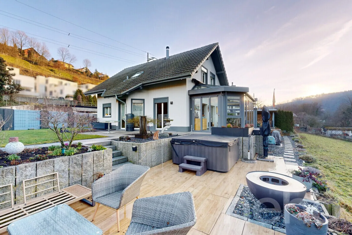 «Ein Zuhause mit Charakter, Licht und aussergewöhnlichem Wohnkomfort» - Foto 1 von 12