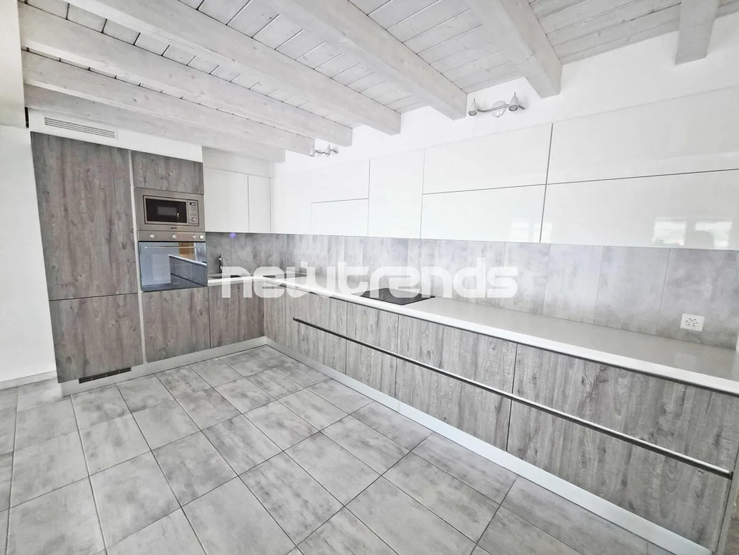 Grancia: Elegante appartamento attico di 4,5 stanze con galleria in affitto - Foto 6 di 25
