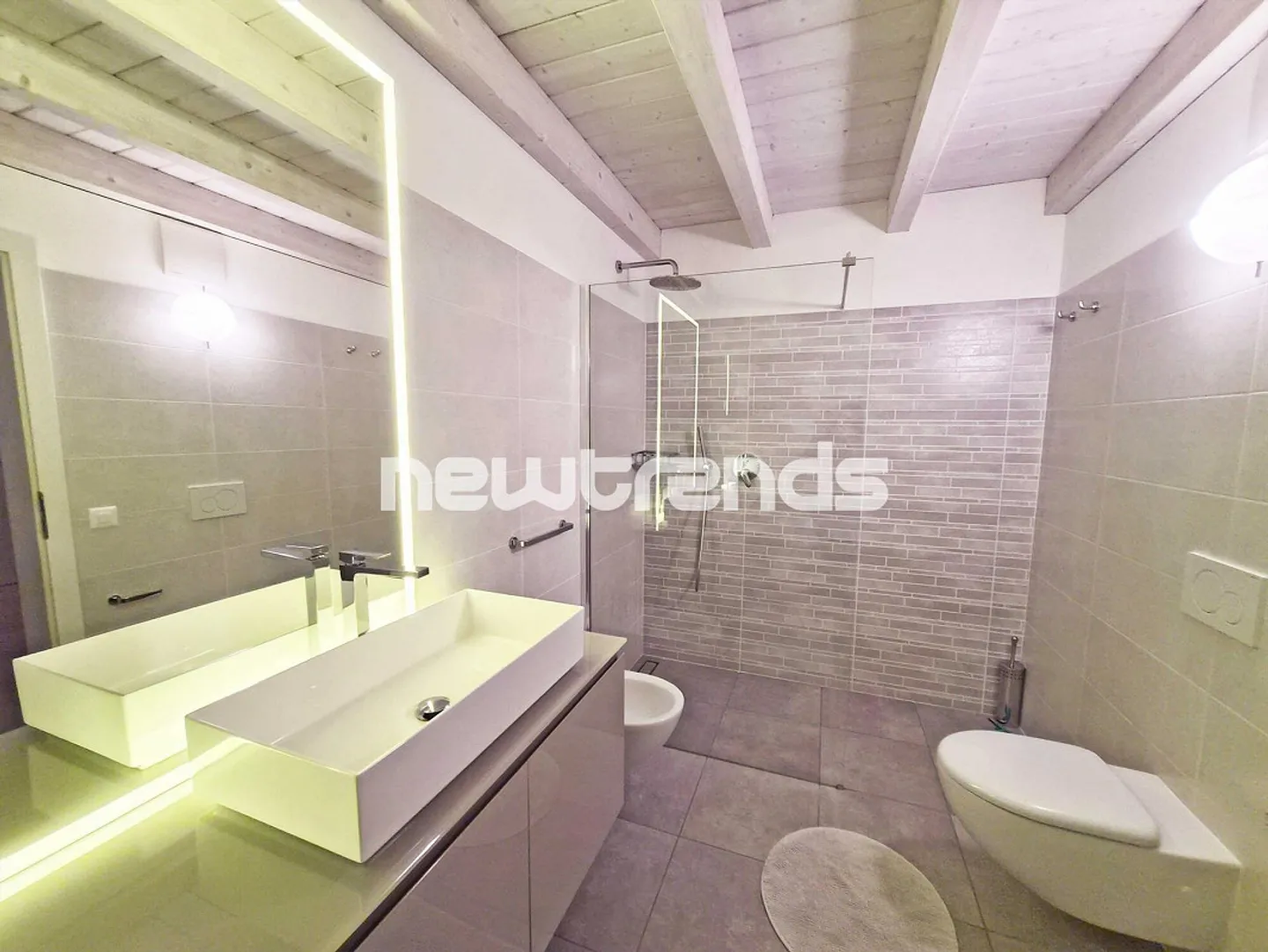 Grancia: Elegante appartamento attico di 4,5 stanze con galleria in affitto - Foto 12 di 25