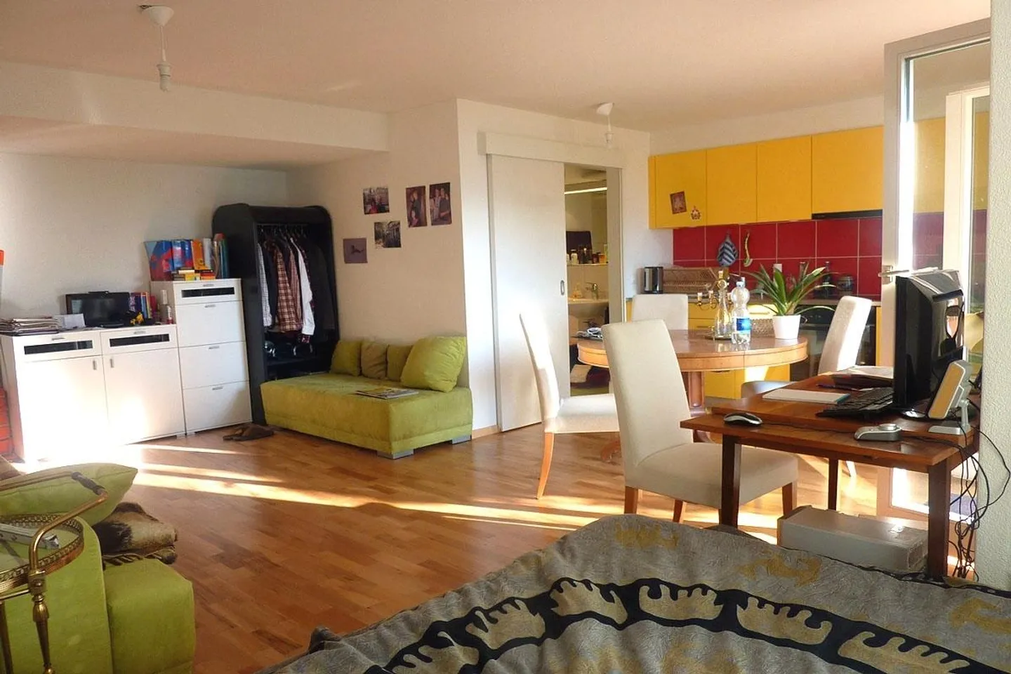 Appartamento luminoso di 4,5 stanze con appartamento separato di 1,5 stanze - Foto 23 di 29