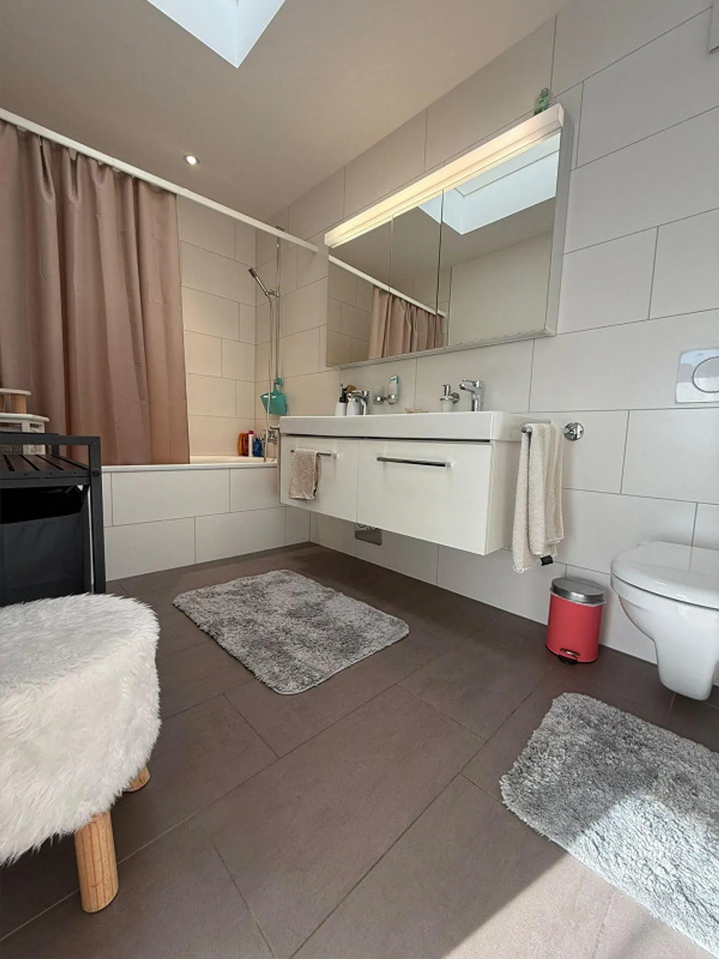 Moderno appartamento attico di 2,5 stanze in posizione centrale ad Amriswil - Foto 7 di 10