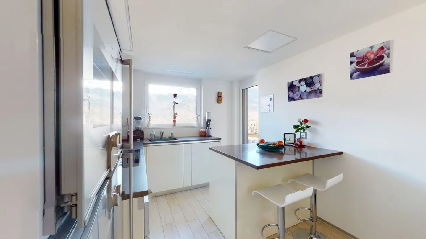 Eine schön Renovierte 4.5 Eigentumswohnung zu verkaufen - Foto 1 von 9