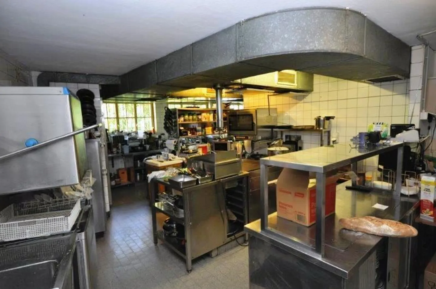 Hotel storico con 18 camere, ristorante e bar, giardino e grande... - Foto 11 di 11