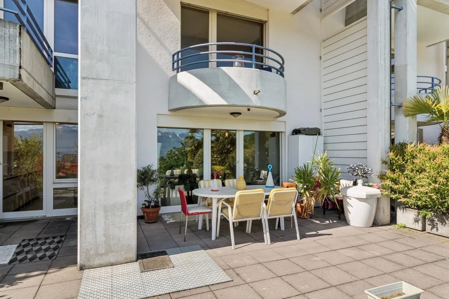 Duplex with extraordinary lake view - A terrace on Lake Geneva - Photo 8 of 11
