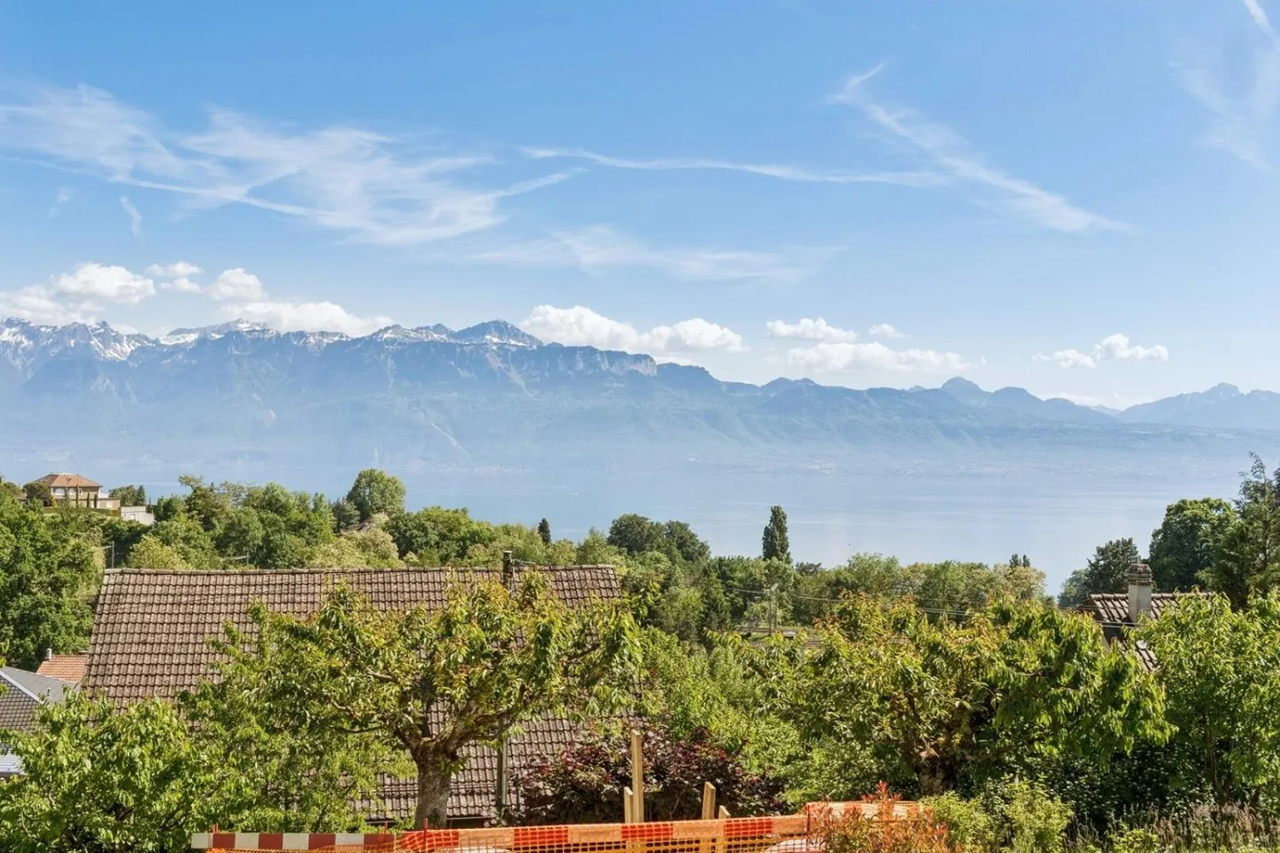 Duplex with extraordinary lake view - A terrace on Lake Geneva - Photo 10 of 11