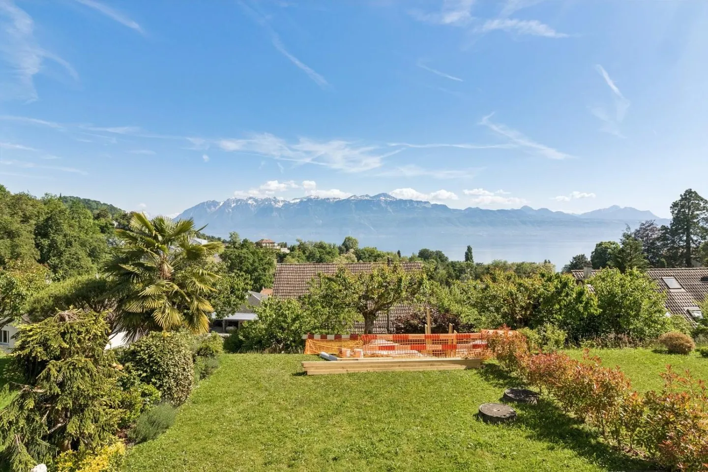 Duplex with extraordinary lake view - A terrace on Lake Geneva - Photo 11 of 11