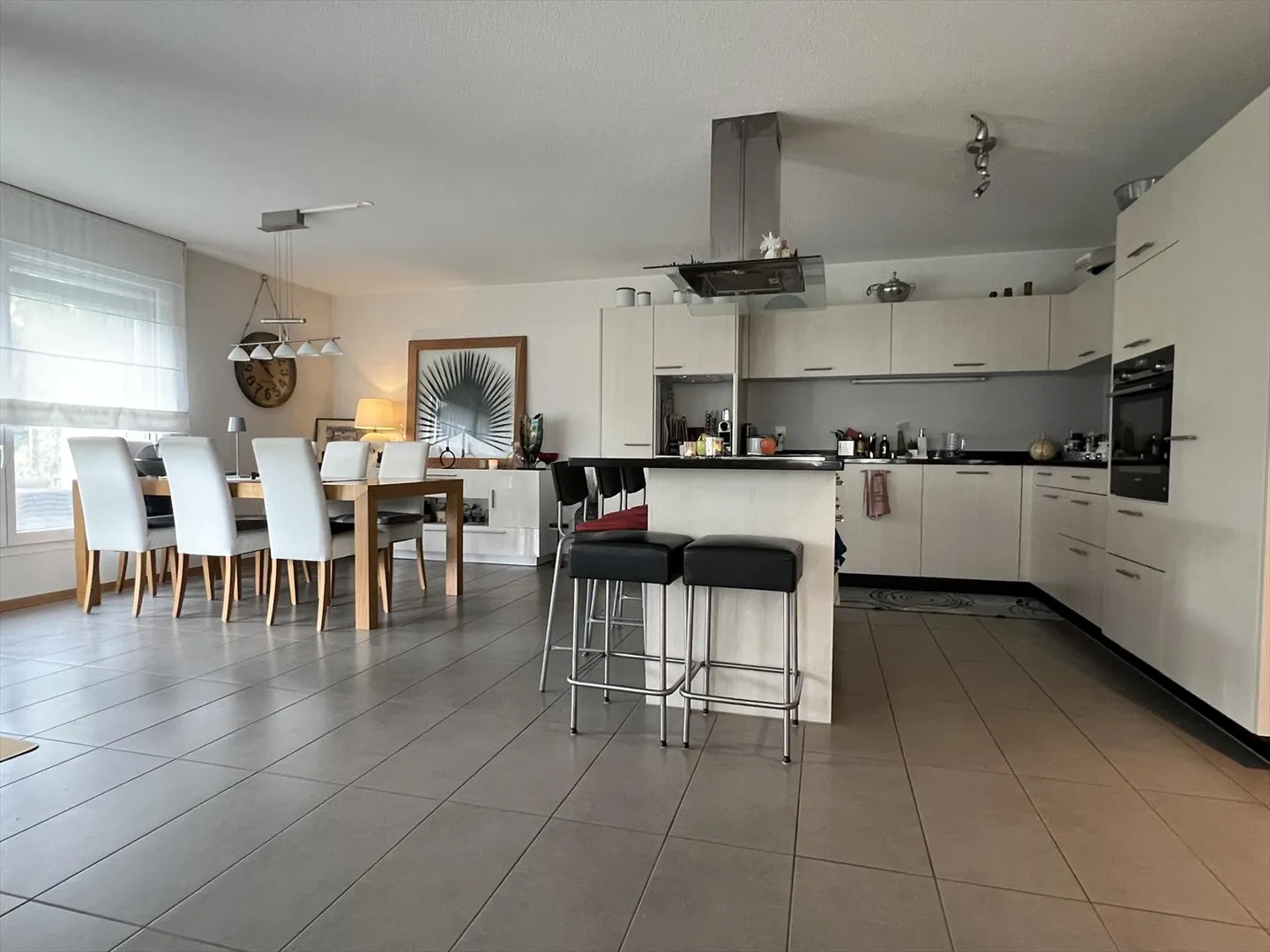 Magnifica appartamento di 4.5 stanze con giardino a Granges-de-Vesin - Foto 2 di 11