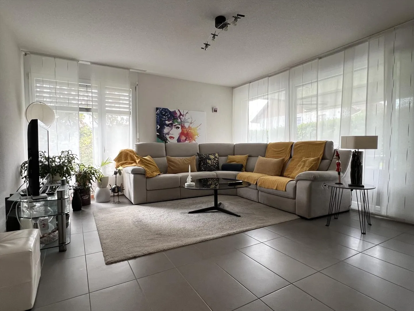 Magnifica appartamento di 4.5 stanze con giardino a Granges-de-Vesin - Foto 5 di 11