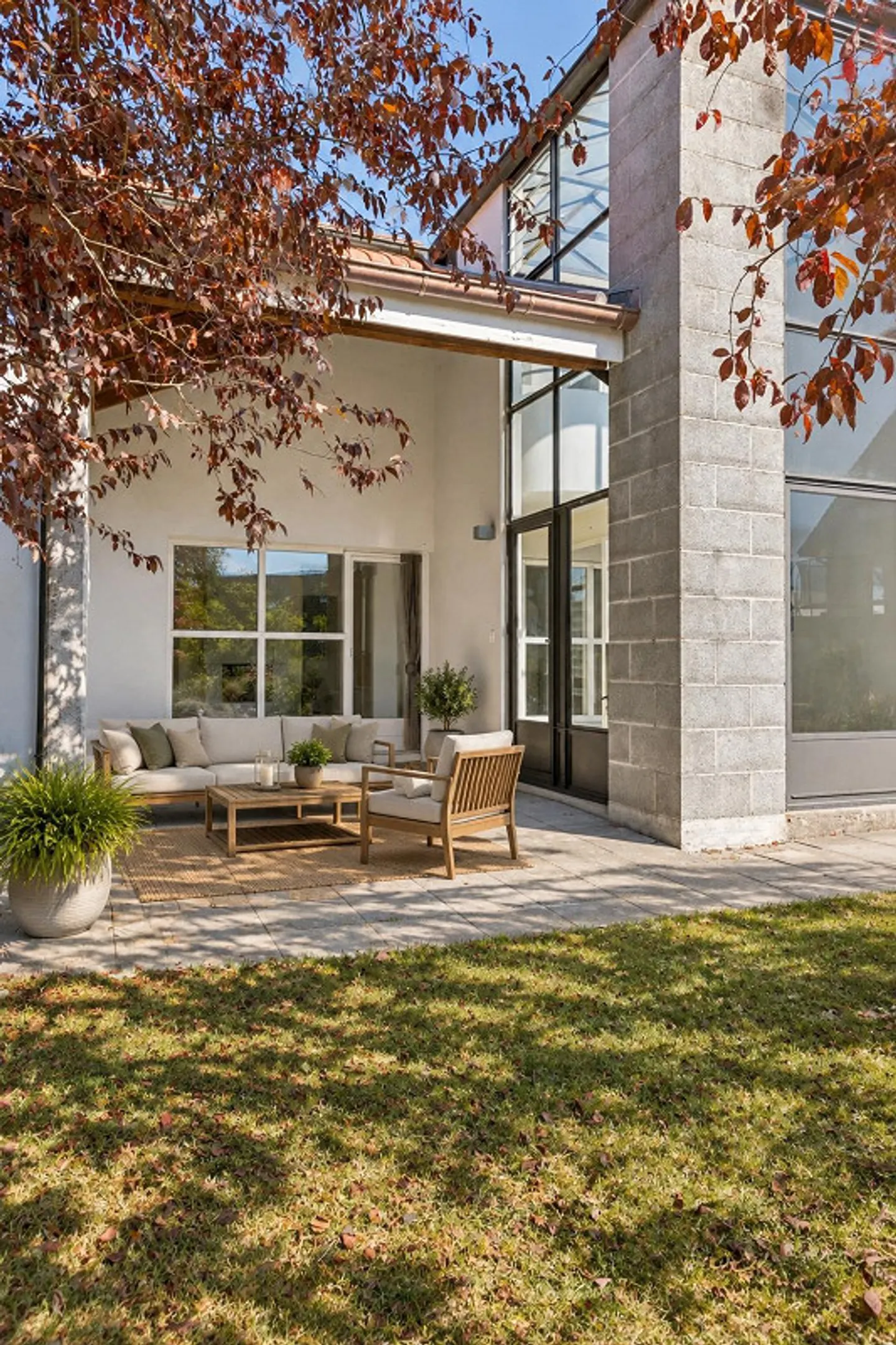 Unique living - House with architectural signature - Photo 2 of 4
