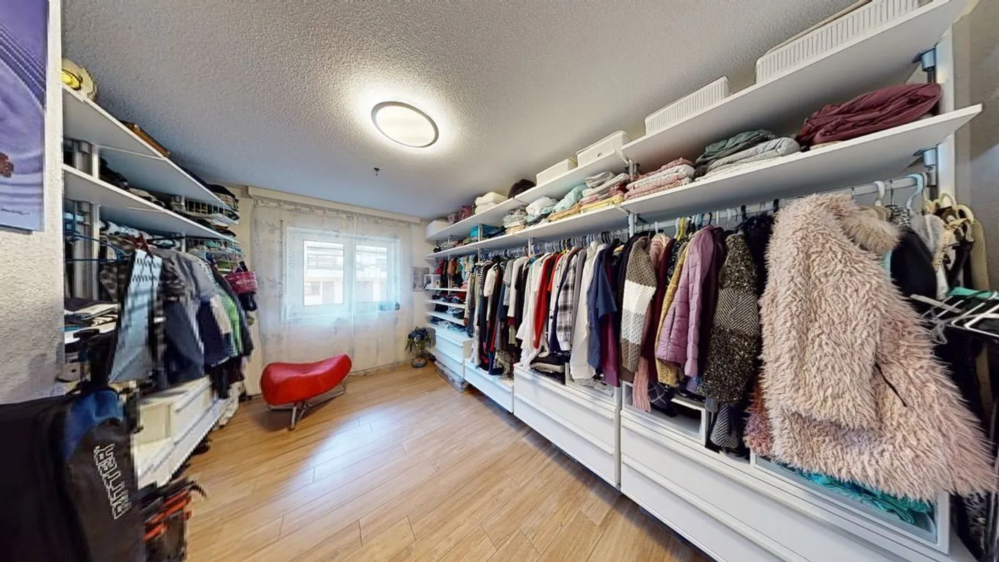 Eine schön Renovierte 4.5 Eigentumswohnung zu verkaufen - Foto 8 von 9