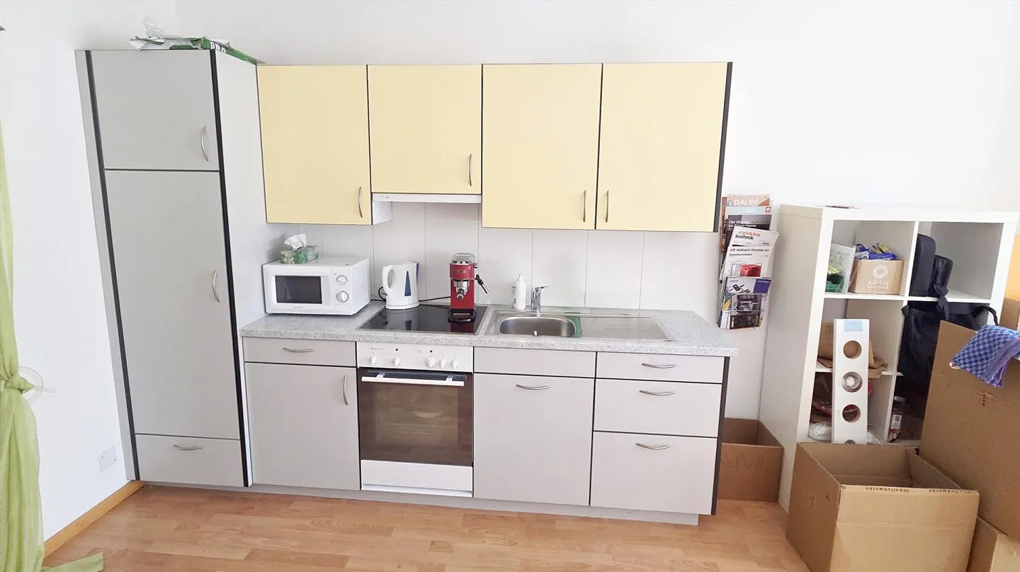 Wohn- und Geschäftshaus mit 2 Wohnungen und einem Coiffeursalon - Photo 8 of 11