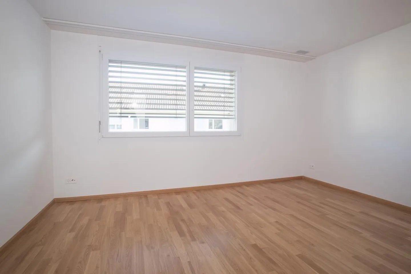 Garden apartment with spacious seating area - Photo 5 of 7