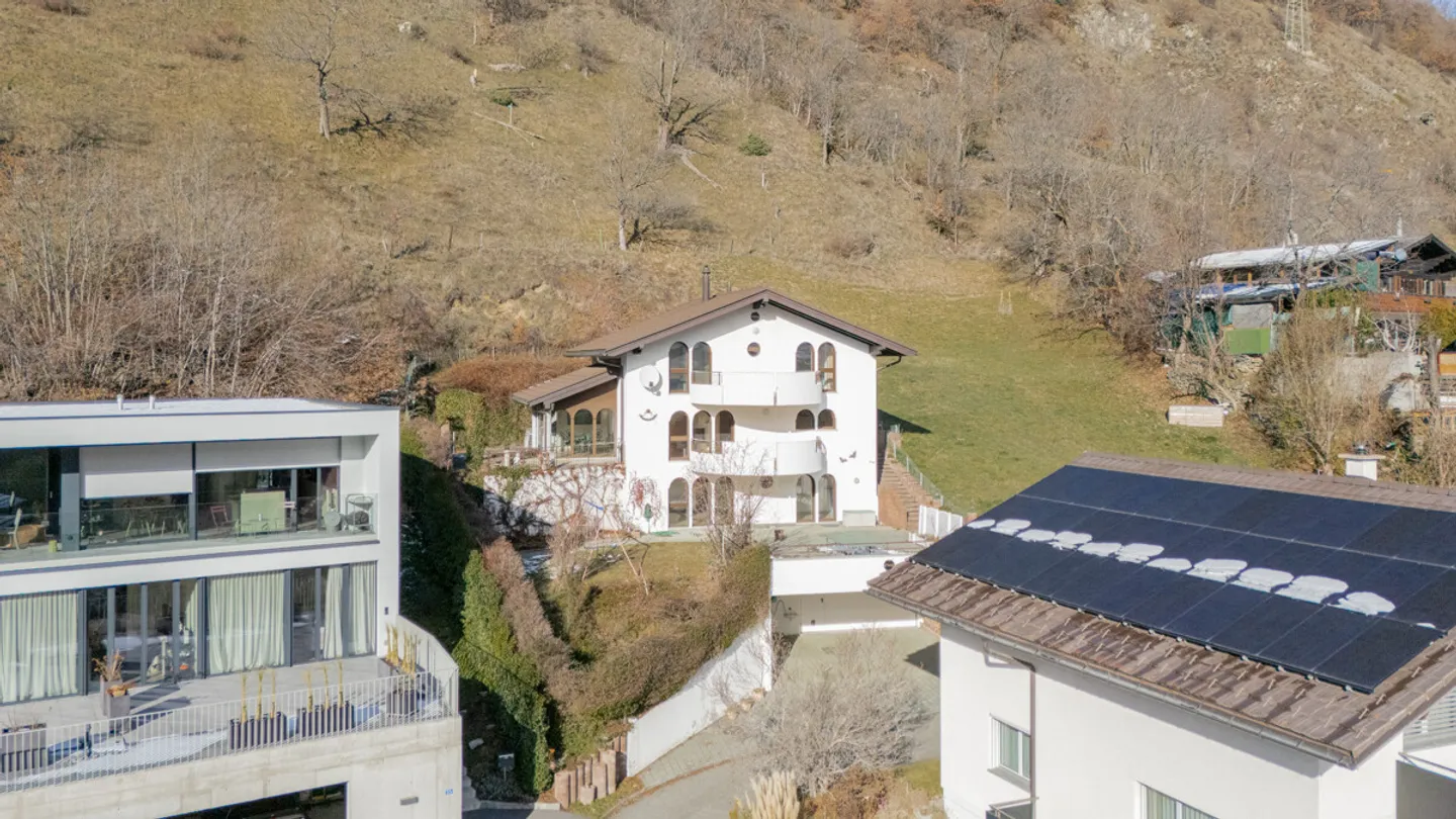 Maison 5.5 pièces - Photo 1 sur 8