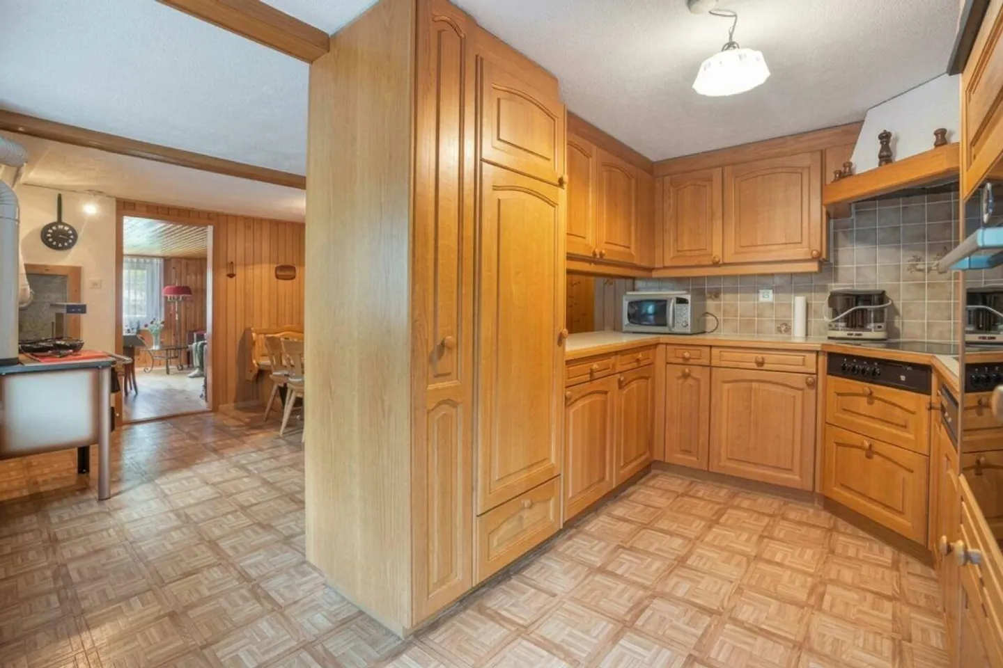 Appartamento in una casa walser originale in uno dei più antichi villaggi del Saastal. - Foto 4 di 18