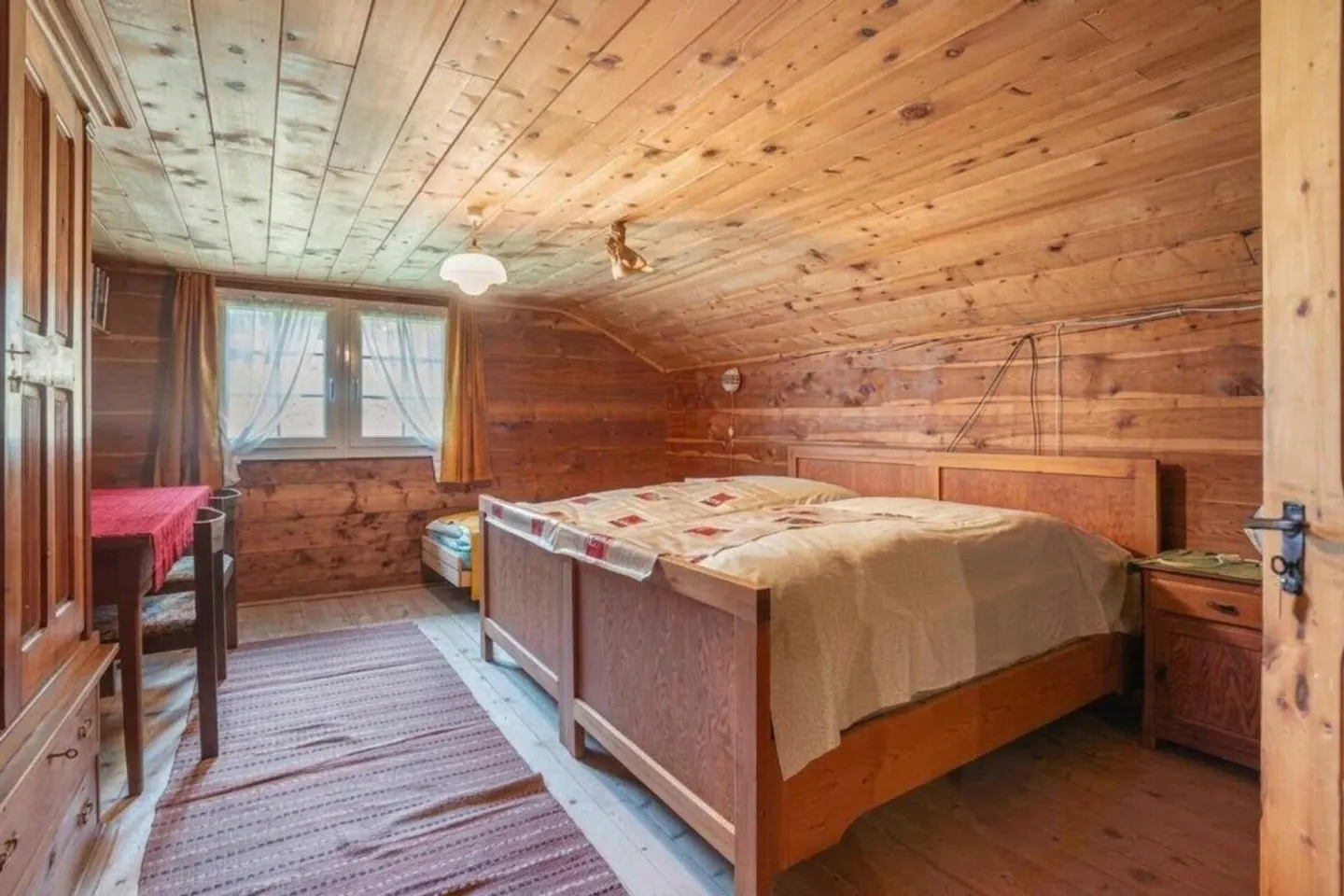 Appartamento in una casa walser originale in uno dei più antichi villaggi del Saastal. - Foto 6 di 18
