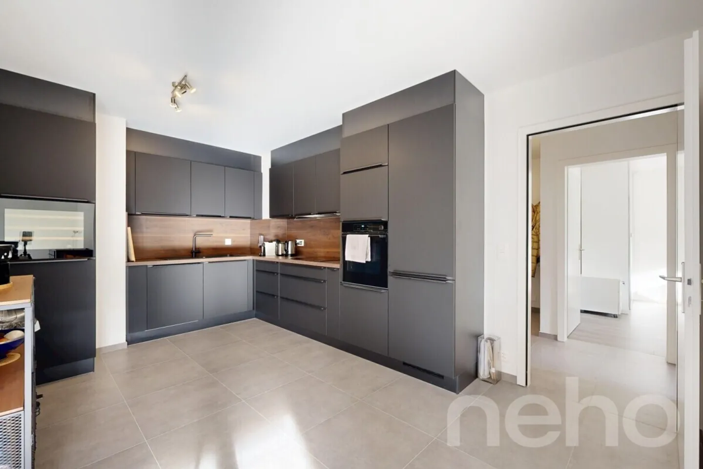 Schöne 3,5-Zimmer-Wohnung im Erdgeschoss in absoluter Ruhe in Cheseaux - Foto 7 von 12