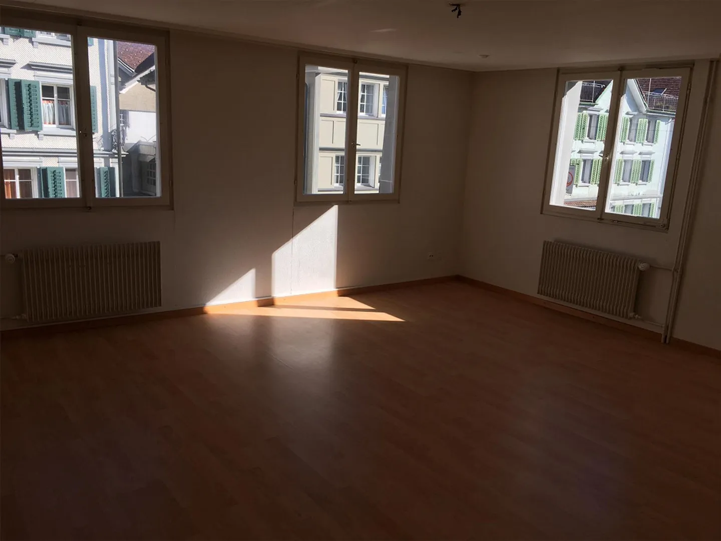 Charmante Wohnung in Herisau - Foto 1 von 5