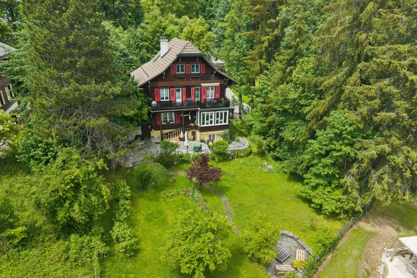 Doppelhaushälfte 8 Zimmer - Foto 1 von 13