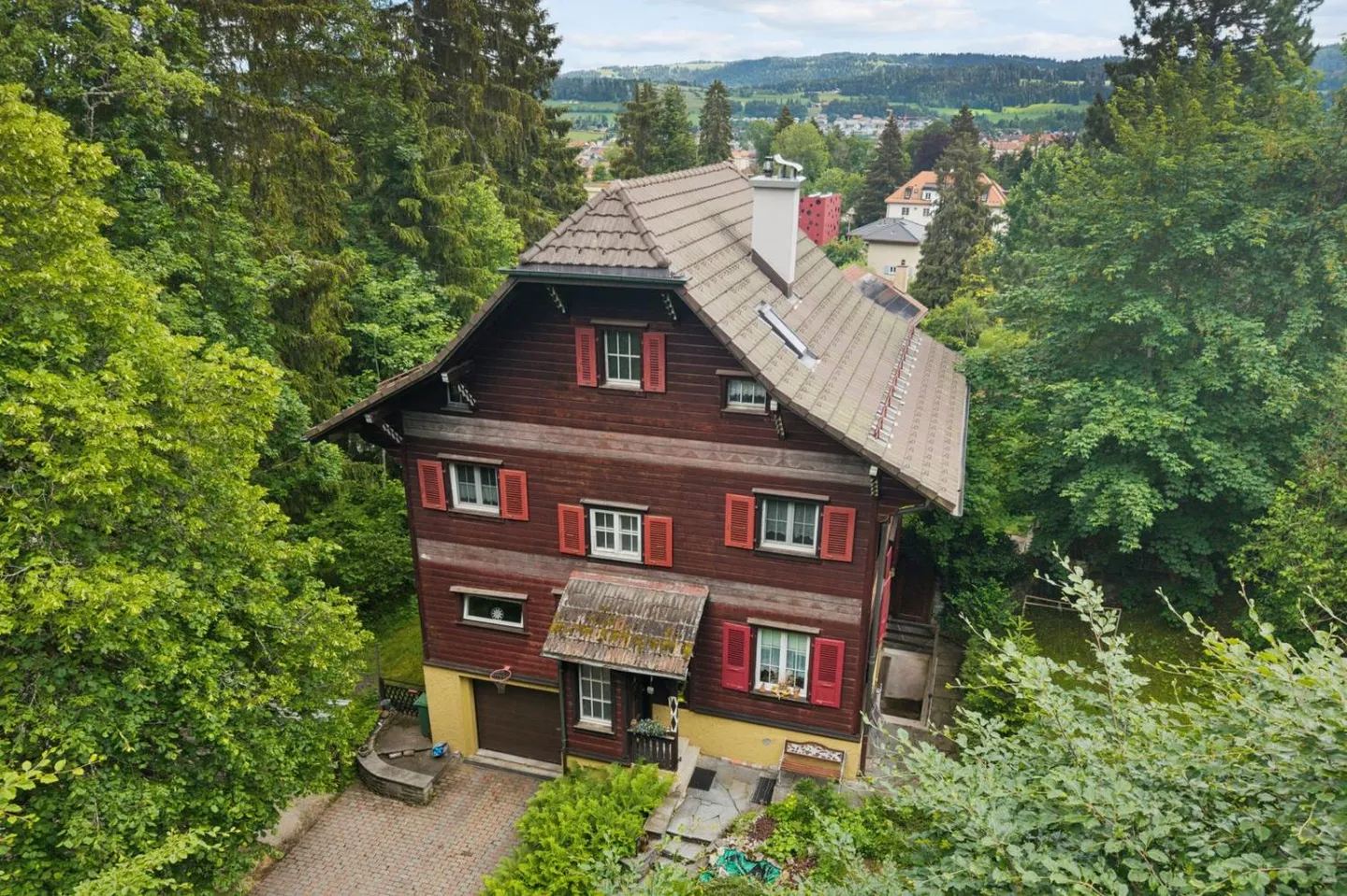Doppelhaushälfte 8 Zimmer - Foto 2 von 13