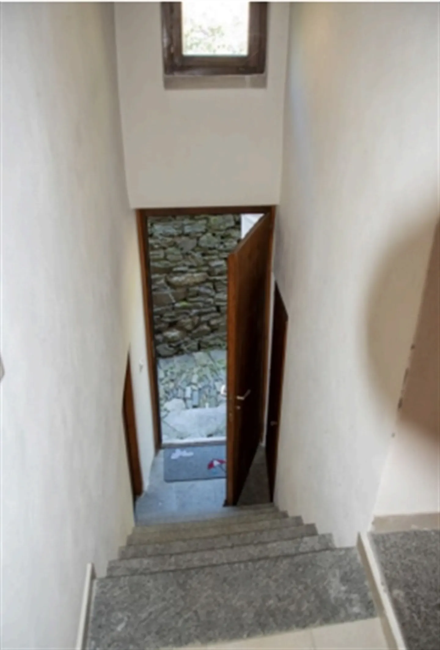 «Accogliente casa nel nucleo di 4.5 locali / Gemütliches 4.5-Zimmer-Dorfhaus (Ferienhaus-rustico)» - Foto 3 di 15