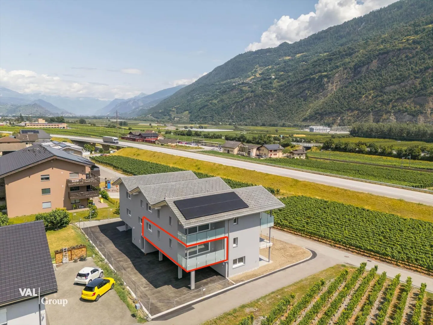 2,5 Zimmer moderne und helle Wohnung mit Balkon, ideal für den ersten Kauf - Foto 1 von 9