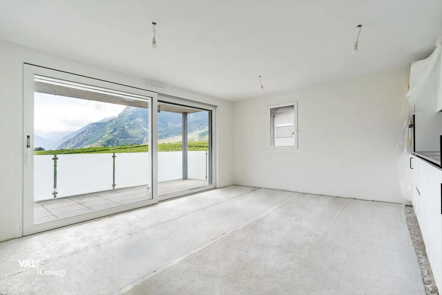 2,5 Zimmer moderne und helle Wohnung mit Balkon, ideal für den ersten Kauf - Foto 3 von 9