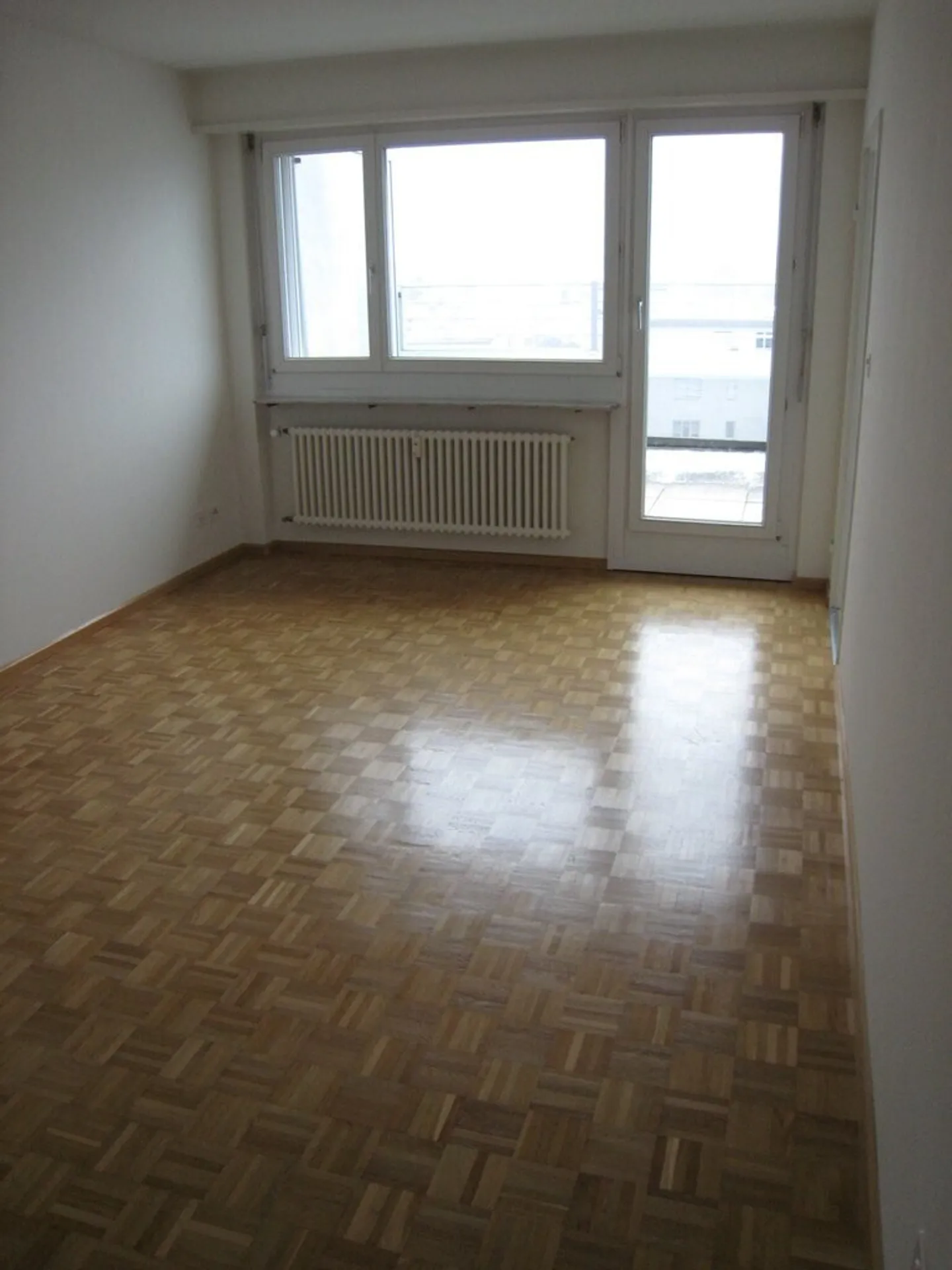 Visit - Move In - Feel Good - Photo 2 of 7