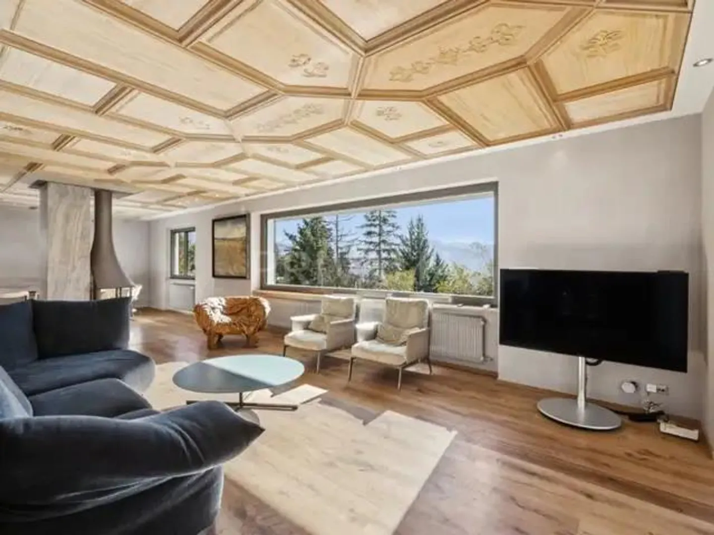 Chalet de Luxe avec Piscine Intérieure - Photo 2 sur 5