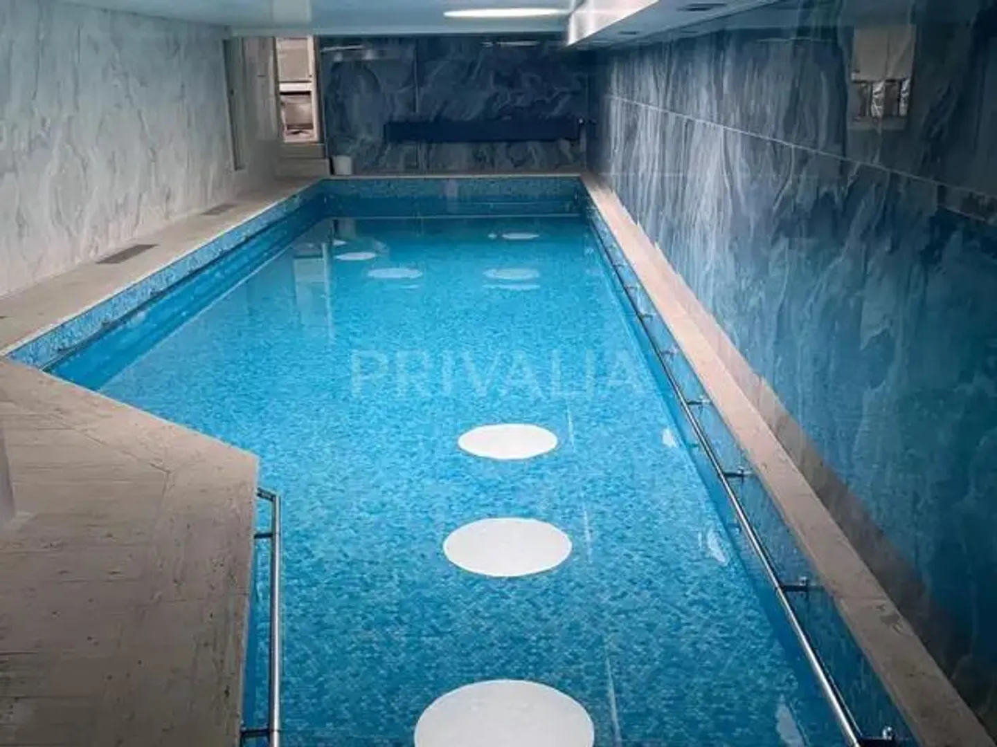 Chalet de Luxe avec Piscine Intérieure - Photo 3 sur 5