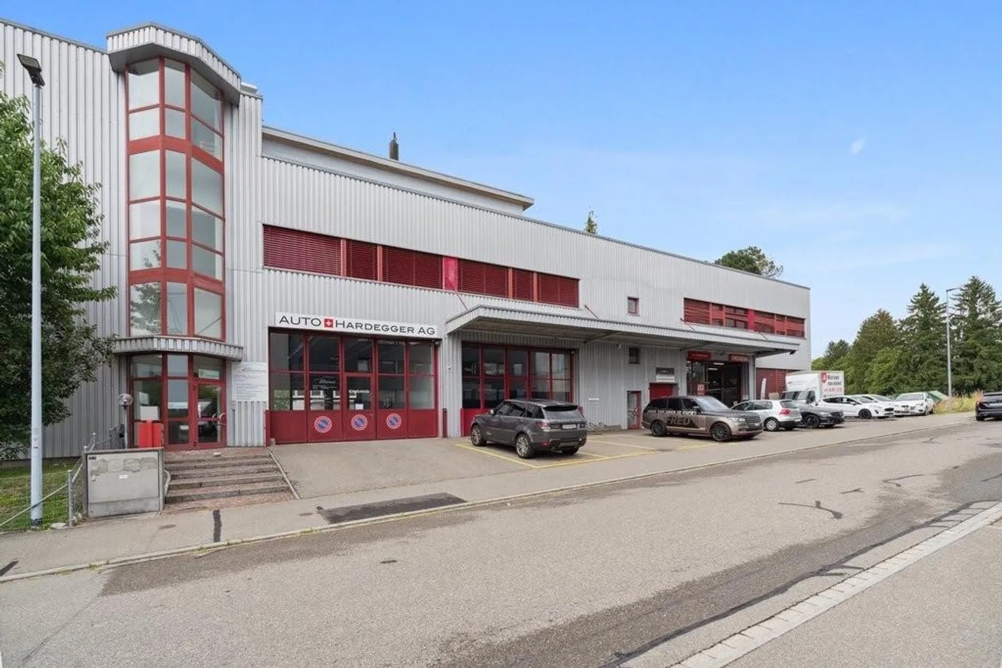 Spazio commerciale versatile con buona infrastruttura - Foto 1 di 6