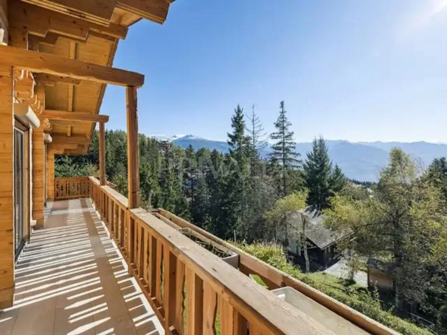 Chalet de Luxe avec Piscine Intérieure - Photo 1 sur 5