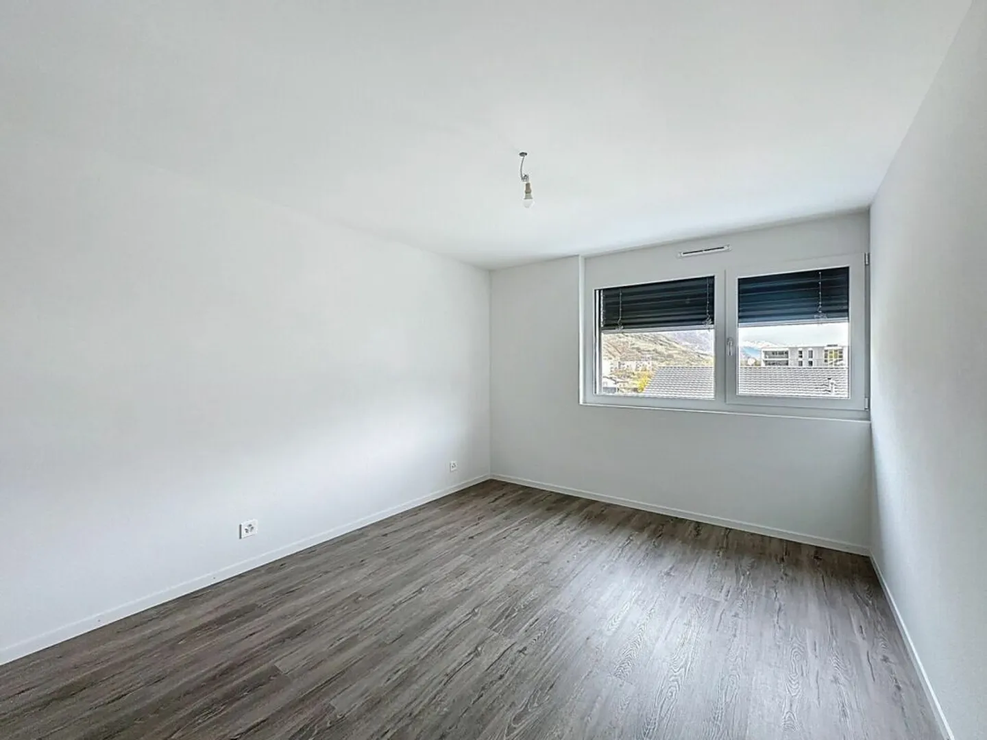 3.5 Room Apartment in Martigny - Photo 9 of 10