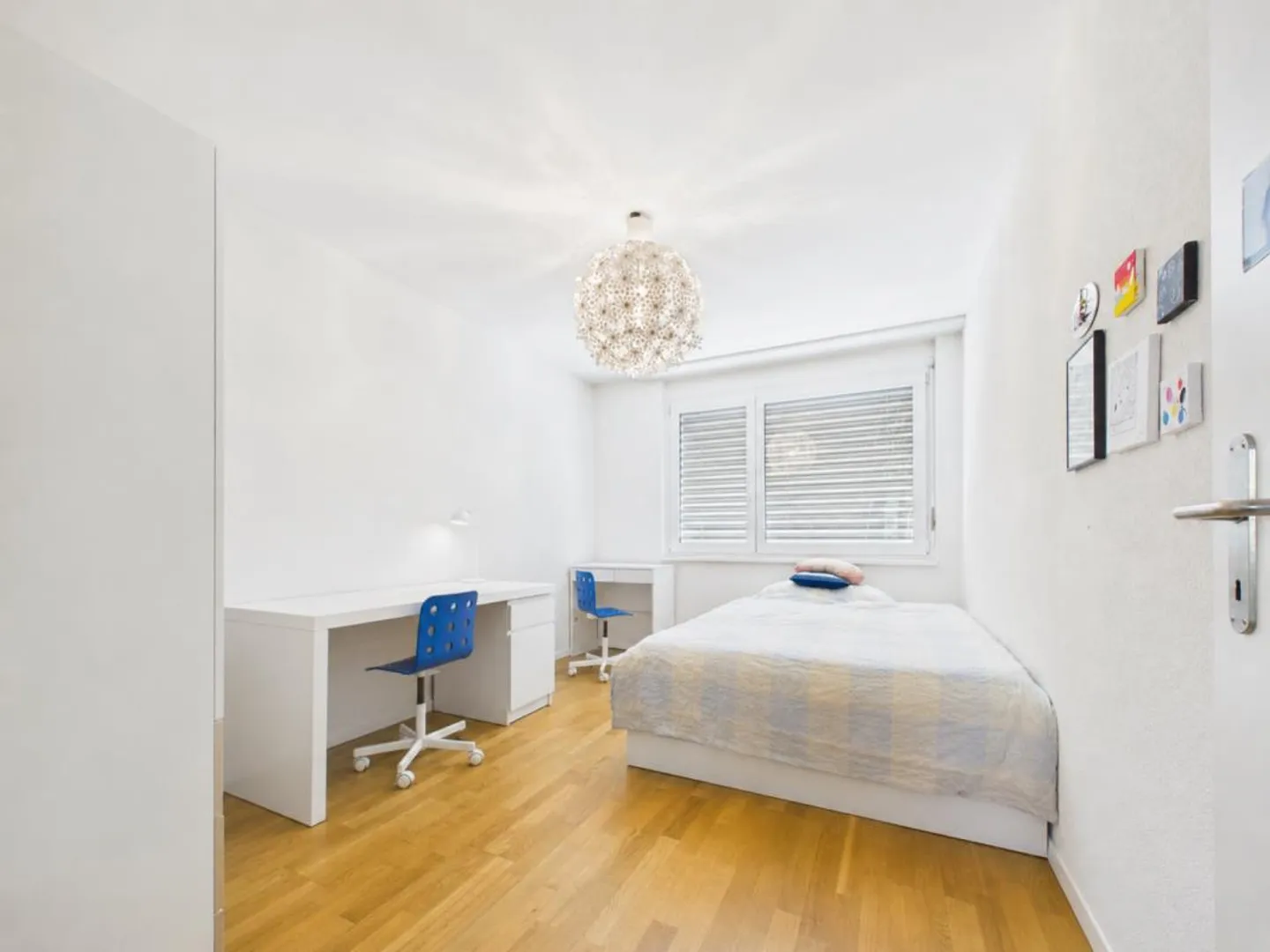 Casa bifamiliare adatta alle famiglie con 5,5 stanze, giardino e terrazza sul tetto - Foto 8 di 13