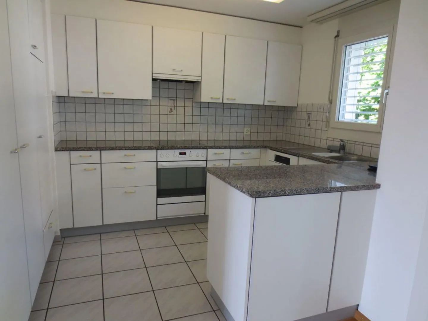 Appartement 4.5 pièces avec vue sur la verdure - Photo 8 sur 13