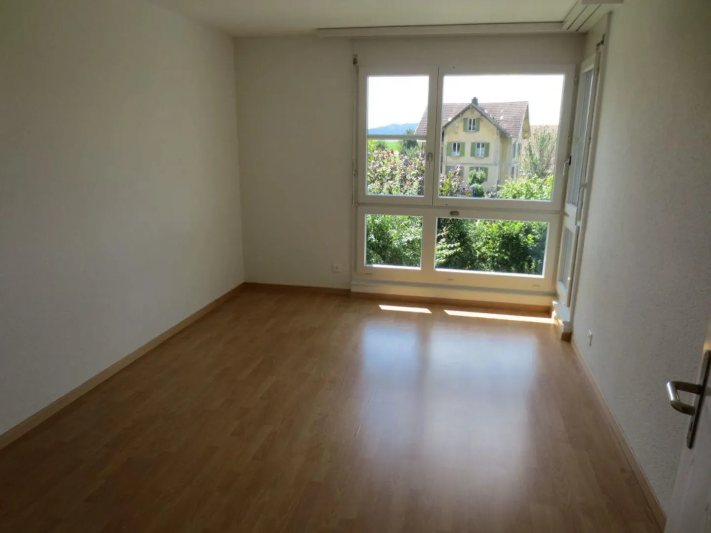 Appartement 4.5 pièces avec vue sur la verdure - Photo 9 sur 13