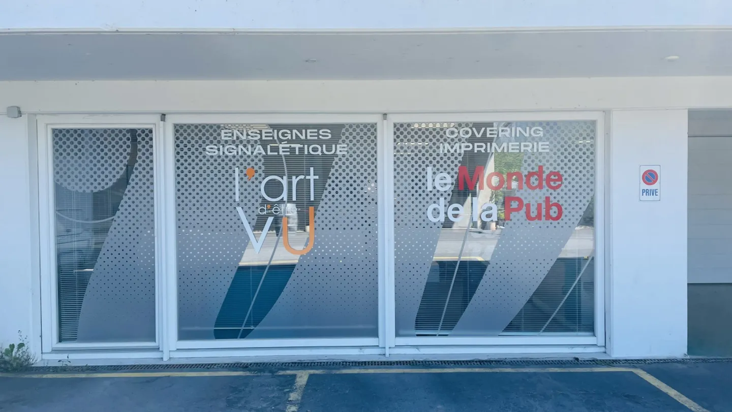 ZU VERMIETEN - Helles Büro mit Schaufenster und Nebenraum - Foto 5 von 8