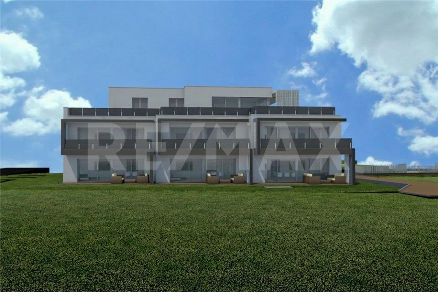 Nouveau bâtiment, situé au calme, beaucoup de soleil et aménagement intérieur à déterminer soi-même (le début de la construction a eu lieu) - Photo 3 sur 10