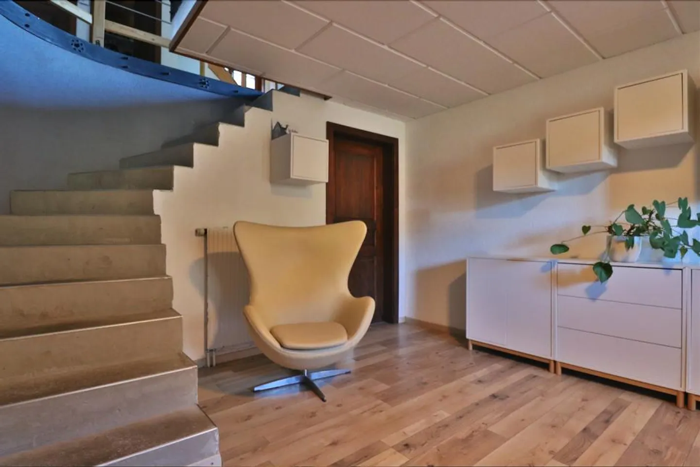 Casa familiare con circa 290 m2 di superficie utile - Foto 11 di 13