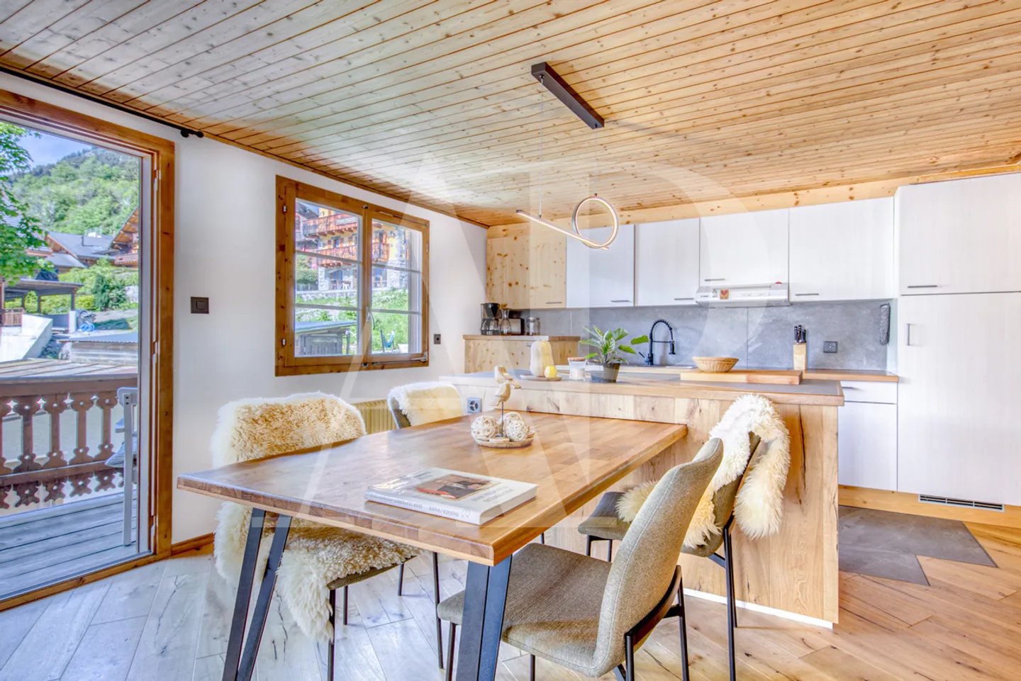 Appartement Charmant à Champéry - Photo 3 sur 14