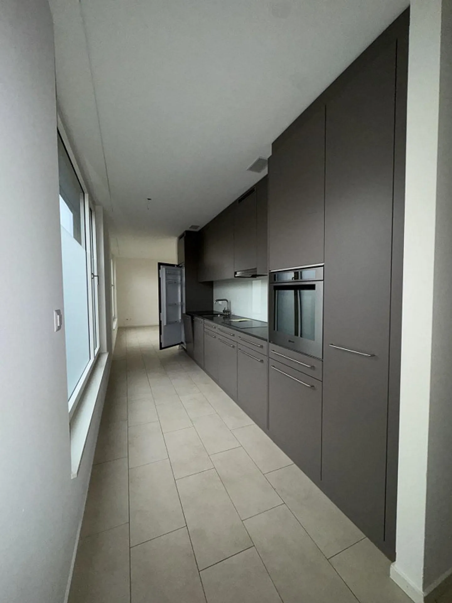 Appartamento moderno ed esclusivo con balcone soleggiato - Foto 2 di 11