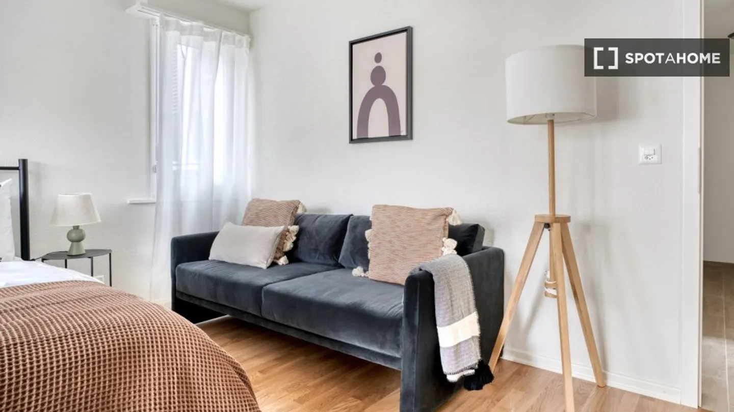 Scopri, visita e affitta la tua nuova casa online con piena fiducia. - Foto 2 di 9