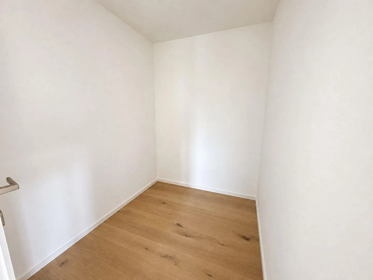 MENDRISIO - Appartement spacieux de 4,5 pièces avec bureau, buanderie... - Photo 3 sur 14