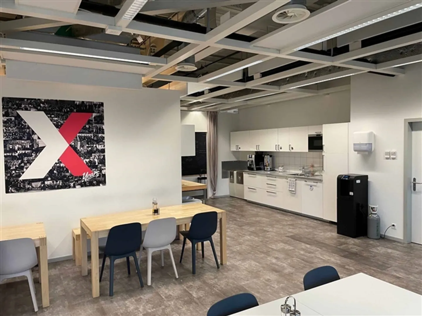 Vernier - Area of 1427 m2 in the attic - IKEA building - Photo 3 of 9