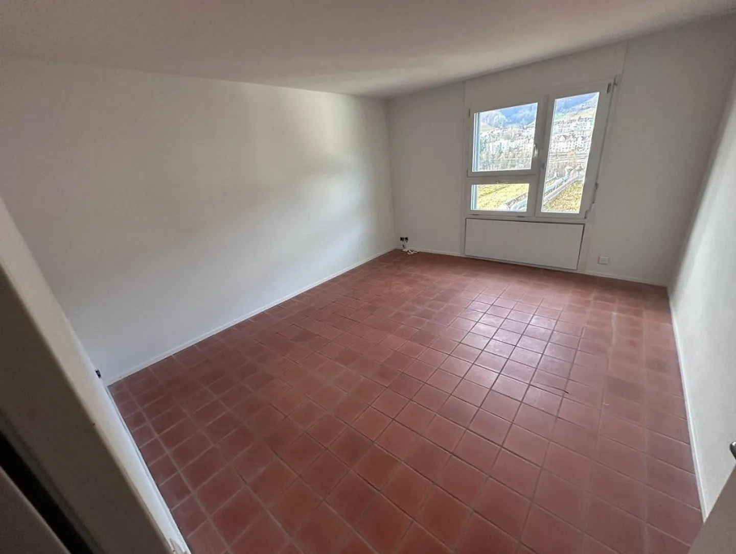 Appartamento maisonette luminoso di 4,5 stanze (124 m²) ad Adliswil – Disponibile immediatamente - Foto 3 di 9