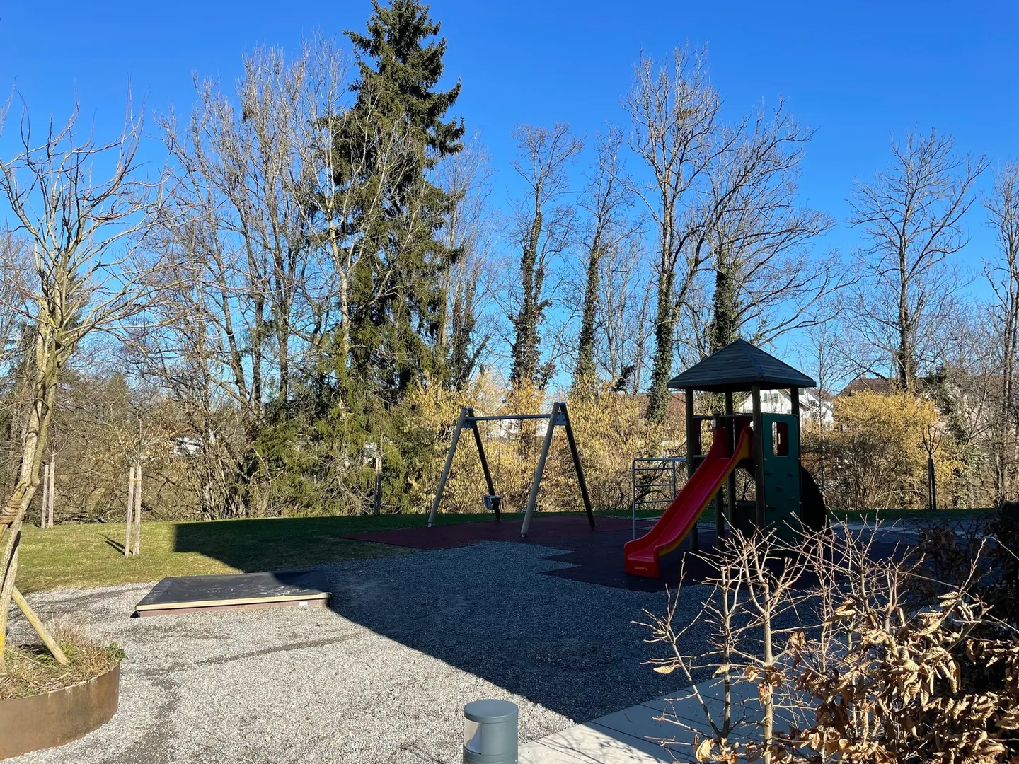 APPARTAMENTO 4½ STANZE A GRÜNINGEN (ZH), ARREDATO, TEMPORANEO - Foto 10 di 10