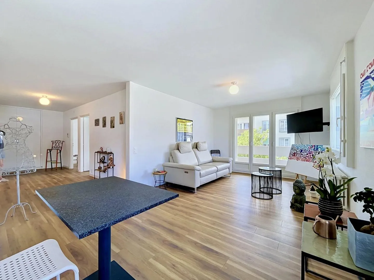 Charmante Wohnung mit Seeblick - Foto 2 von 11