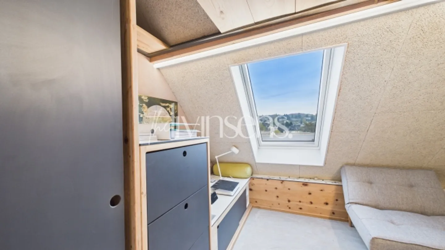 2.5 Room Loft Apartment Above the Rooftops of Kreuzlingen - Photo 5 of 14