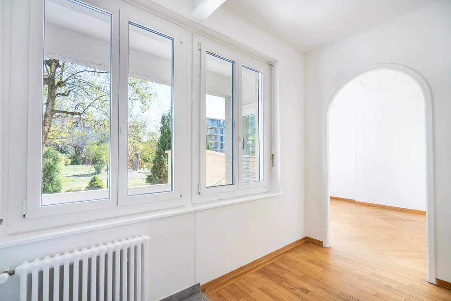 Studio Moderno con Terrazza Privata - Foto 3 di 9