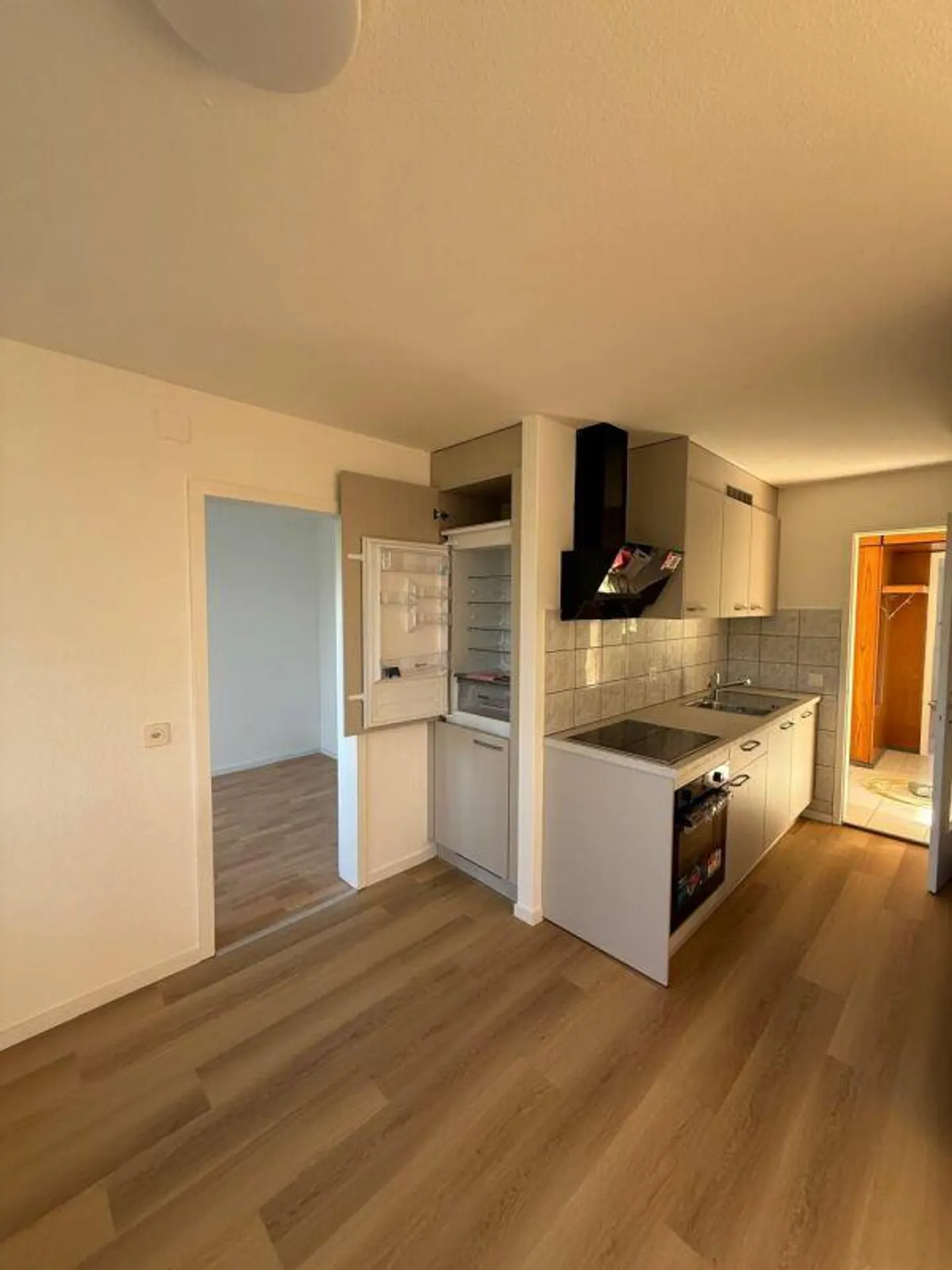 Helle Wohnung in Worblaufen - Foto 2 von 7